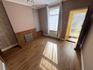 Lounge- click for photo gallery